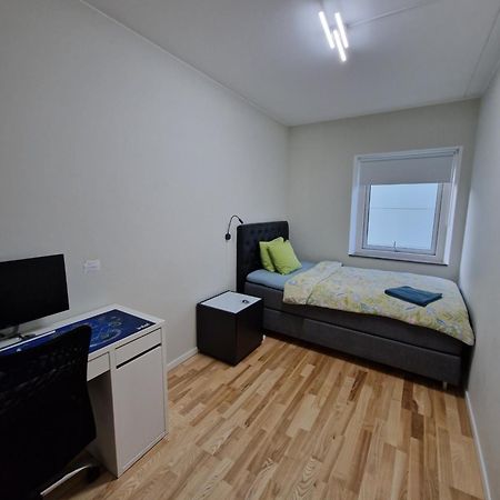 Homestay - Private Room In An Apartment غوتنبرغ المظهر الخارجي الصورة