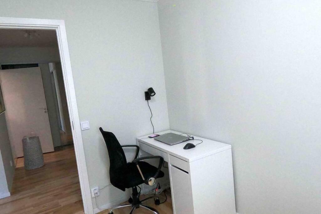 Homestay - Private Room In An Apartment غوتنبرغ المظهر الخارجي الصورة